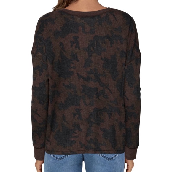 Natural Reflections Hillside Notch-Neck Long-Sleeve Thermal Shirt - Picture 2 of 8
